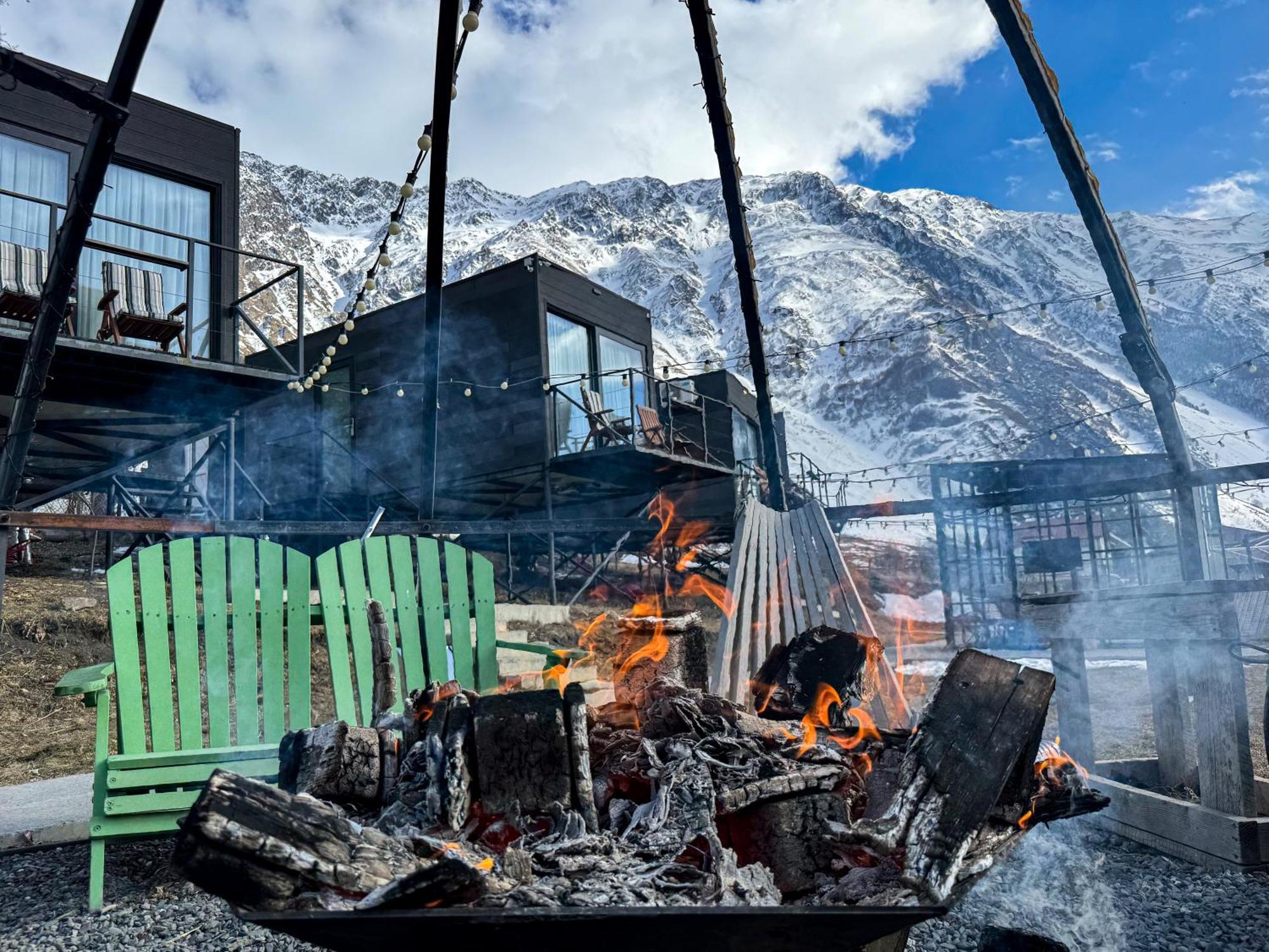 Landscapes Hotel Kazbegi Exterior foto